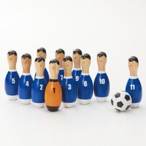 3/$10✨ Wooden Football Player Bowling Pins In A Bag. New!
